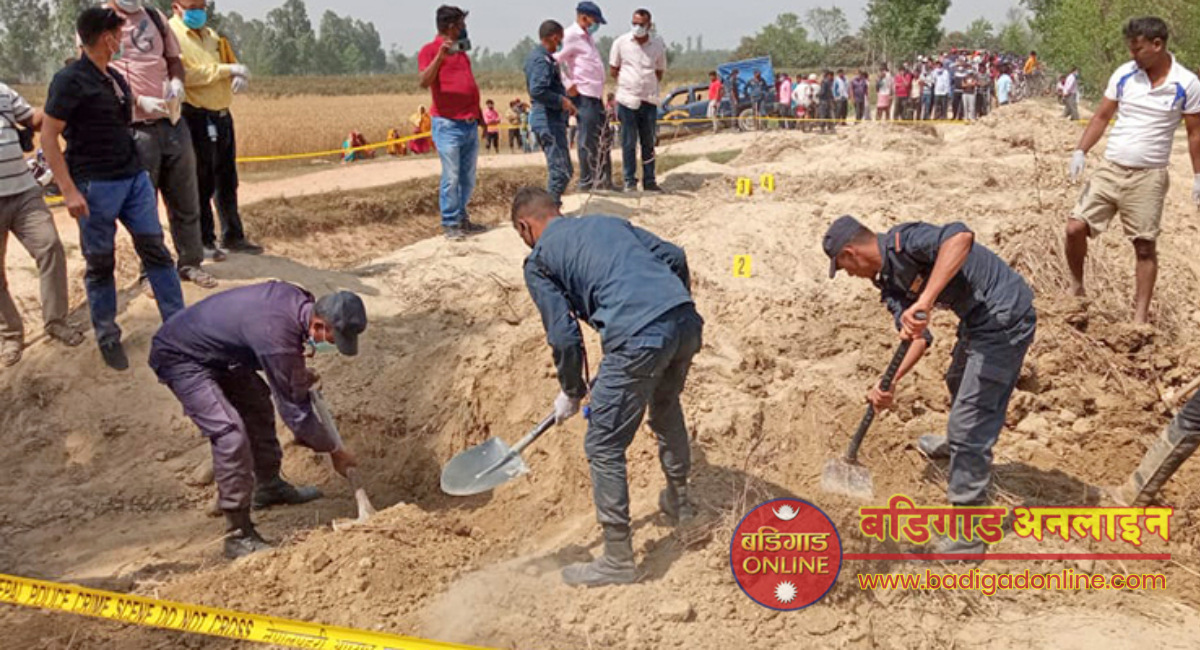 ढोरपाटन-२ मा गाडिएको अवस्थामा एक पुरुषको शव फेला