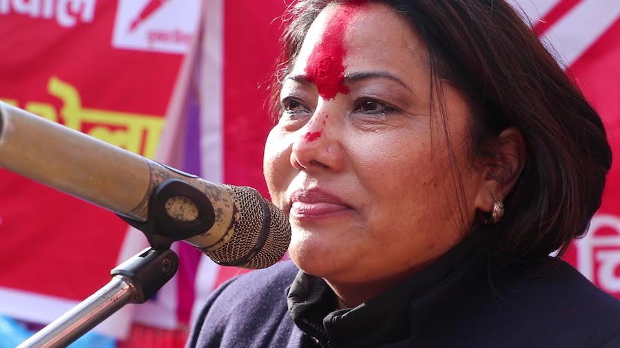 आँसु खसाल्दै झाँक्रीले भनिन् : 'दुःखले बनाएको घरमा बस्न पाईएन्'