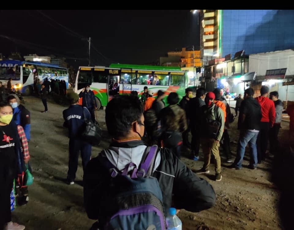 काँग्रेस नेता दोर्ण कुवँरको सक्रियतामा बाग्लुङ फर्किँदै अलपत्र परेकाहरु