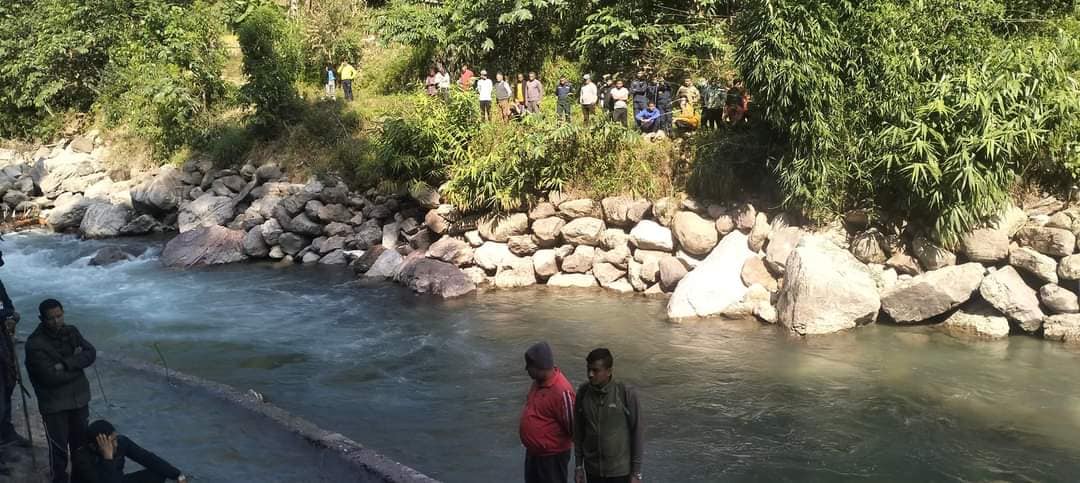 बागलुङमा खोलाले बगाएर एकजनाको मृत्यु