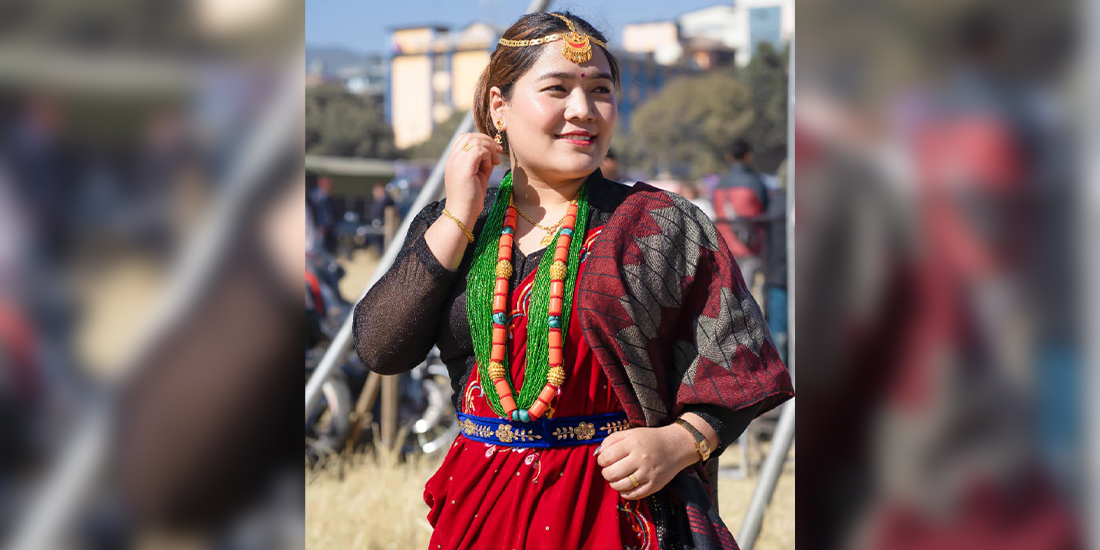 बडिगाडकी गायिका निरा छन्त्याल यतिको धुवाँ संगै अस्ताइन