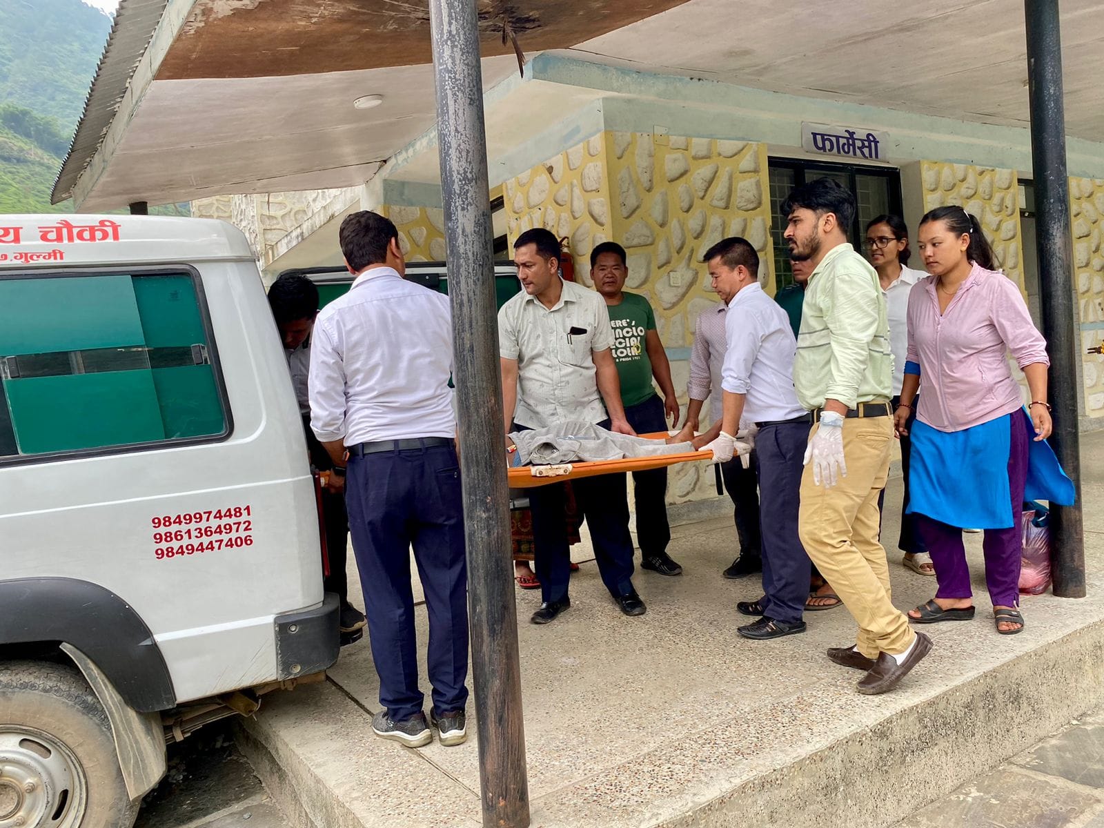 बडिगाडमा जगंली च्याउ खाँदा एकै घरका २ जना सिकिस्त