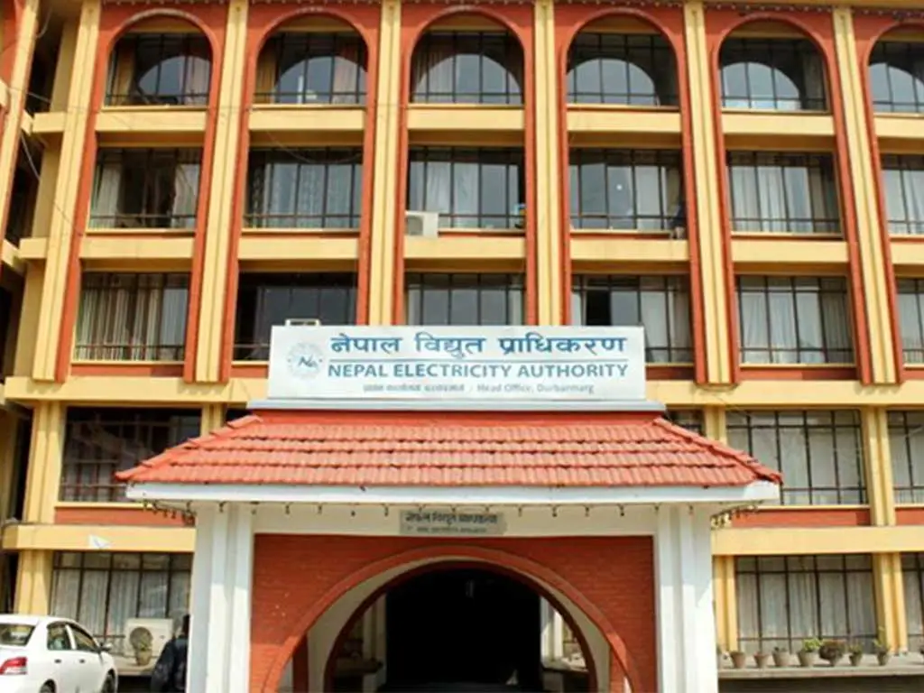 डेडिकेटेड र ट्रङ्क लाइनको महसुल तिरेपछि चार उद्योगमा जोडियो लाइन