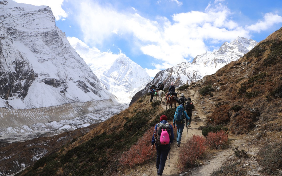 पर्वतारोहीलाई सामाजिक सुरक्षाको व्यवस्था गर्दै सरकार