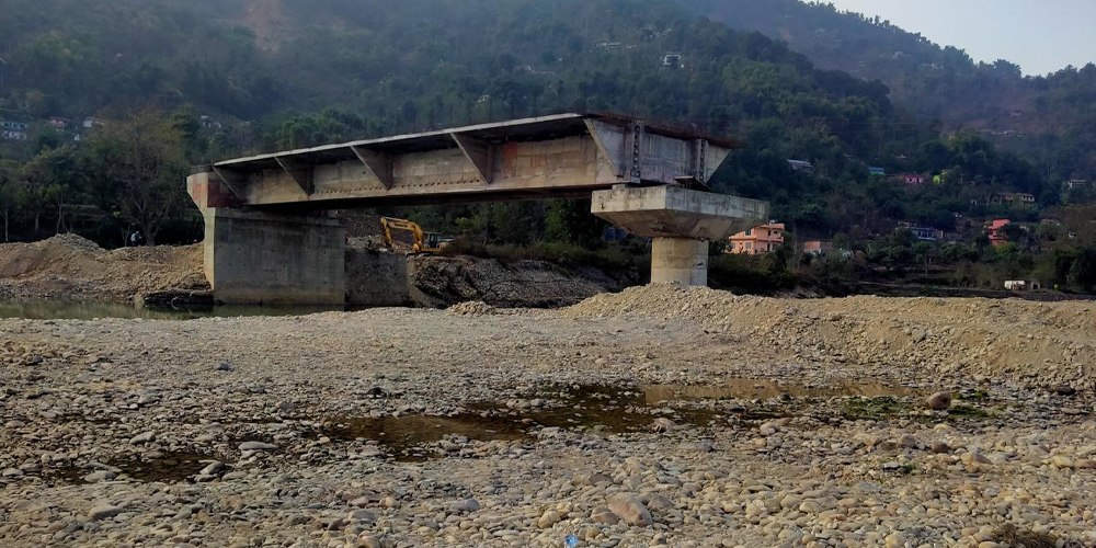 ७ वर्षमा तीन पटक म्याद थप्दा पनि आँधीखोला पुल अधुरै