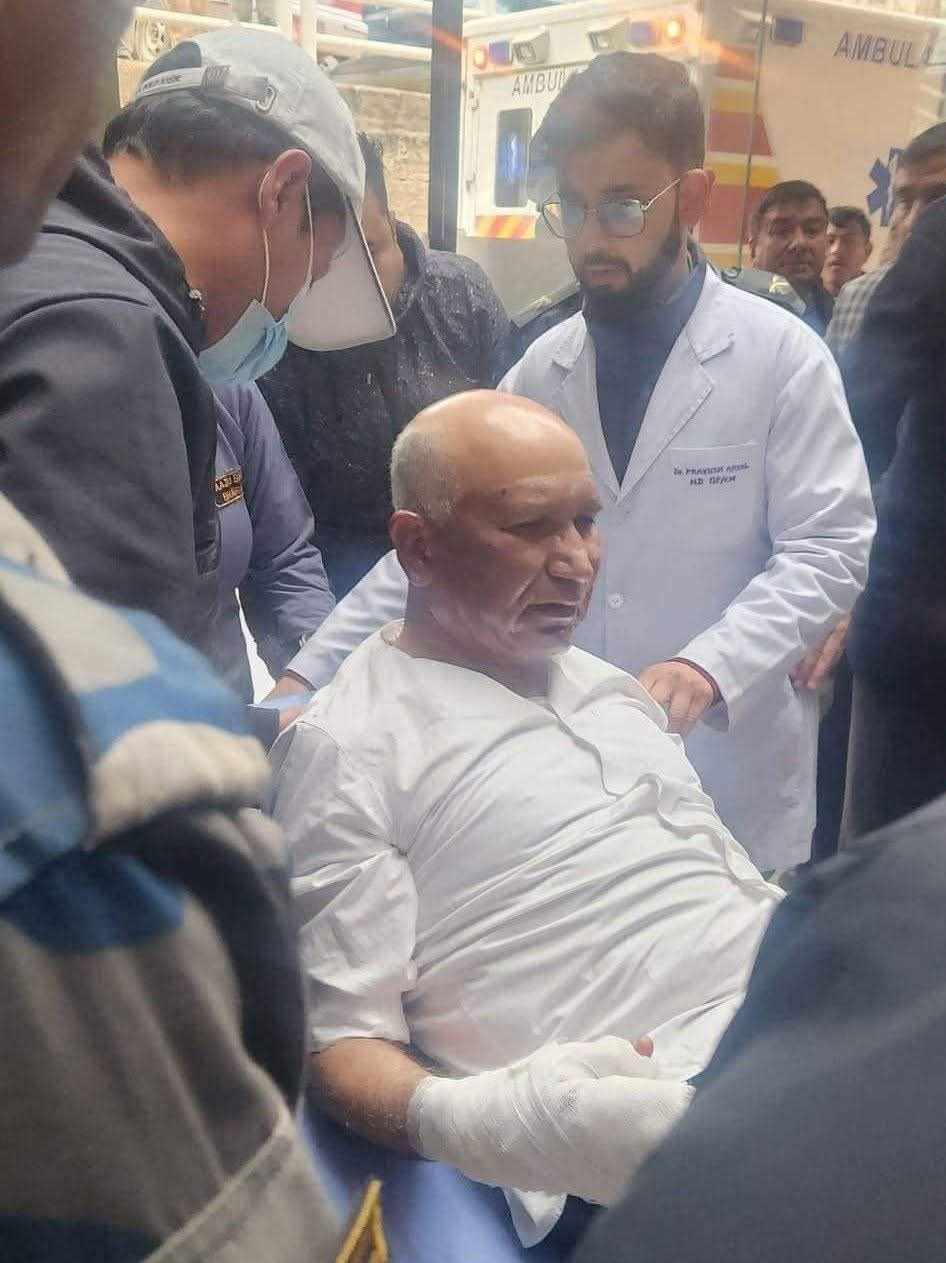 अर्थमन्त्री पौडेल र मेयर आचार्यको सघन कक्षमा उपचार हुँदै, के भन्छ अस्पताल ?