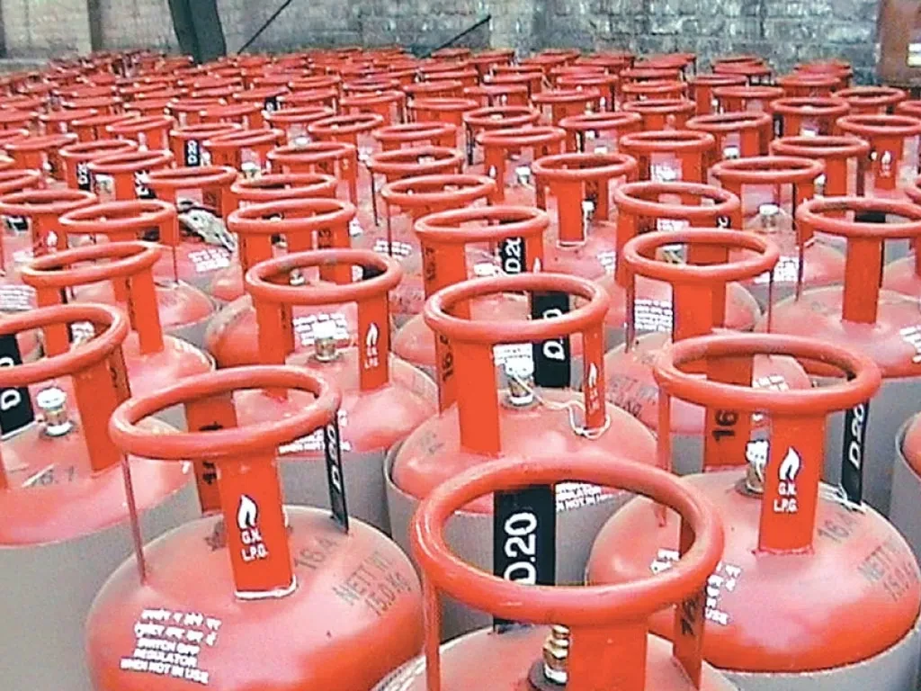 ग्यास उद्योगीको कमिसन बढे पनि उपभोक्तालाई भार नपर्ने