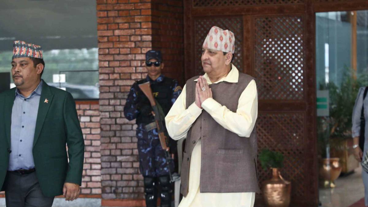 काठमाडौं आइपुगे पूर्वराजा ज्ञानेन्द्र