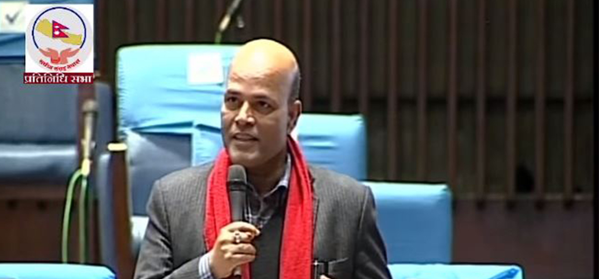 ‘पूर्व विशिष्टहरु पदमा हुँदा पनि लुट्ने, रिटायर्ड भएपछि पनि लुट्ने ?’