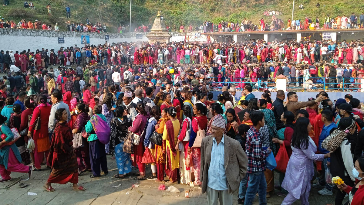 आज आमाको मुख हेर्ने दिन, मातातीर्थमा मेला