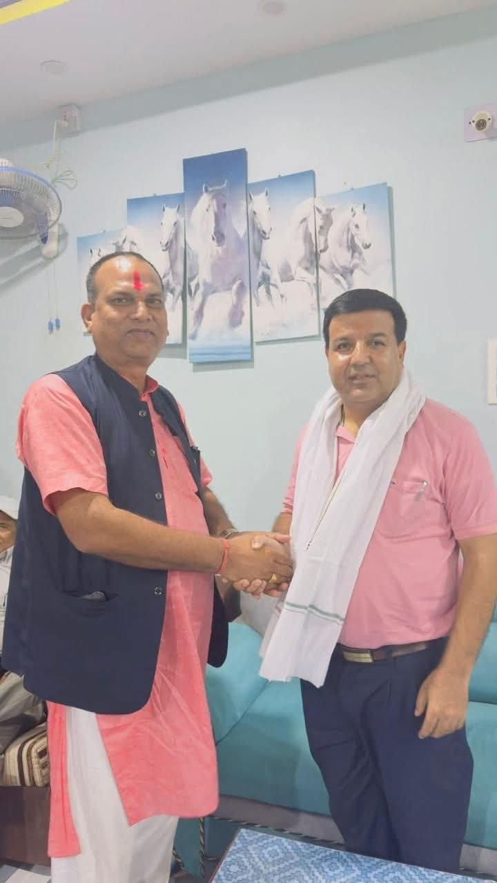 बेसहाराको सहारा बने डा. सुनिल शर्मा, सर्लाहीवासी भावविभोर