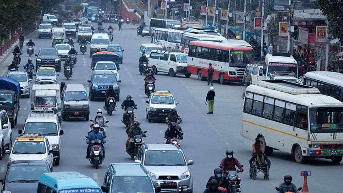 सार्वजनिक यातायातको भाडा बढ्यो