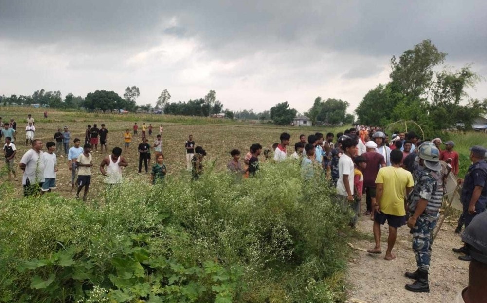 सर्लाहीमा झडप : प्रहरीसहित १० स्थानीय घाइते