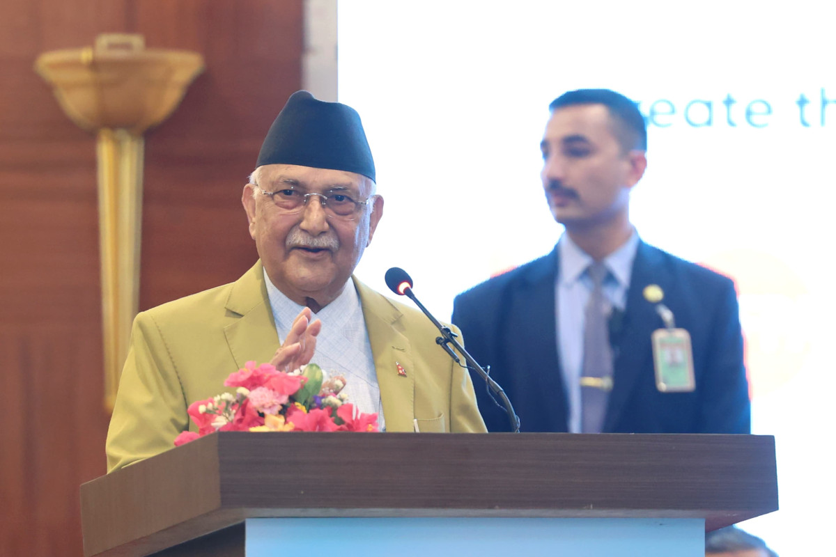 प्रधानमन्त्रीको सुझाव- २० वर्षपछि विवाह गरेर ३० वर्षभित्र तीन सन्तान पाइसक्नुस्