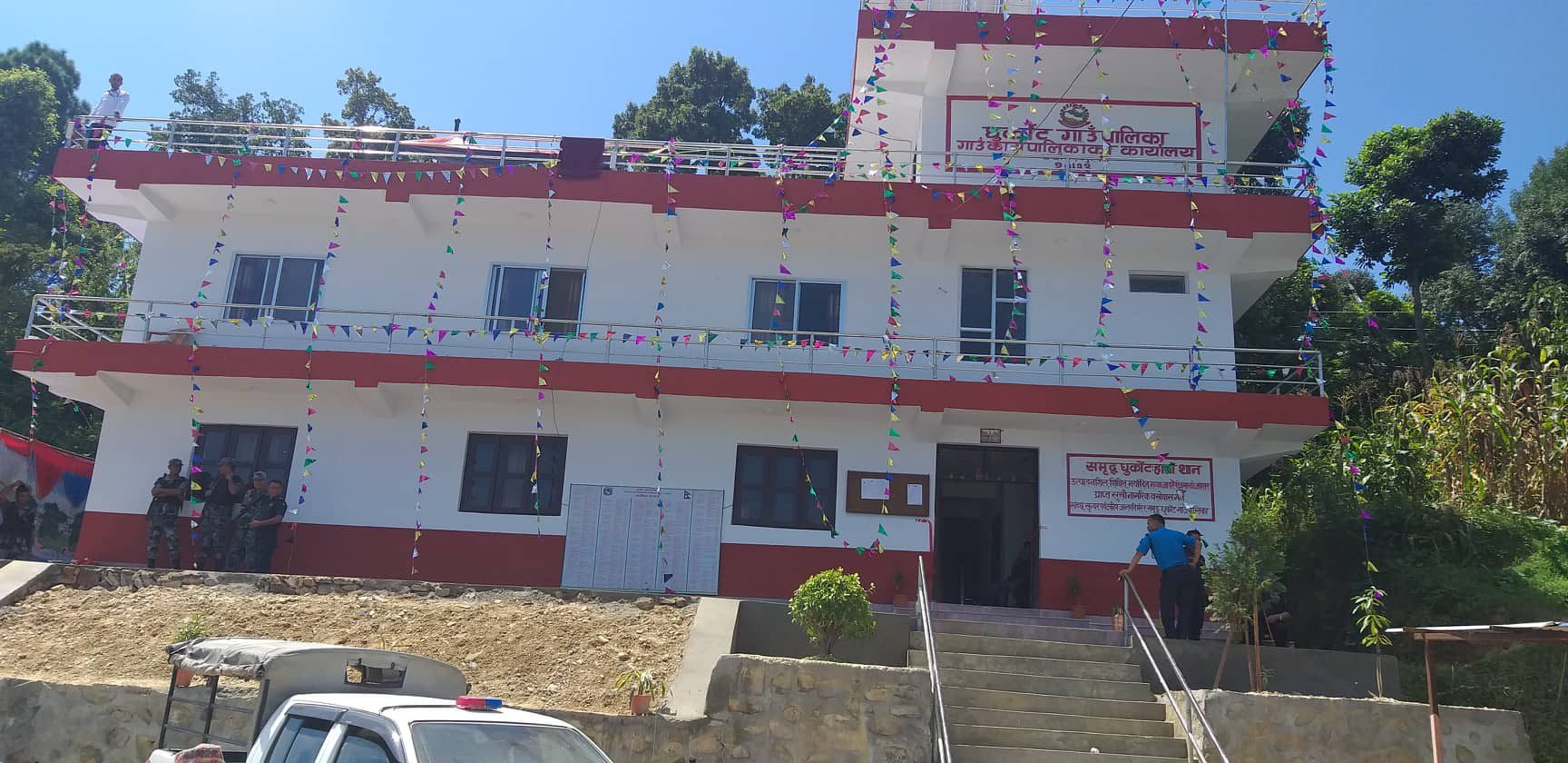 गुल्मीको धुर्कोट गाउँपालिकामा एक वडाबाट अर्काे वडामा जान प्रतिबन्ध