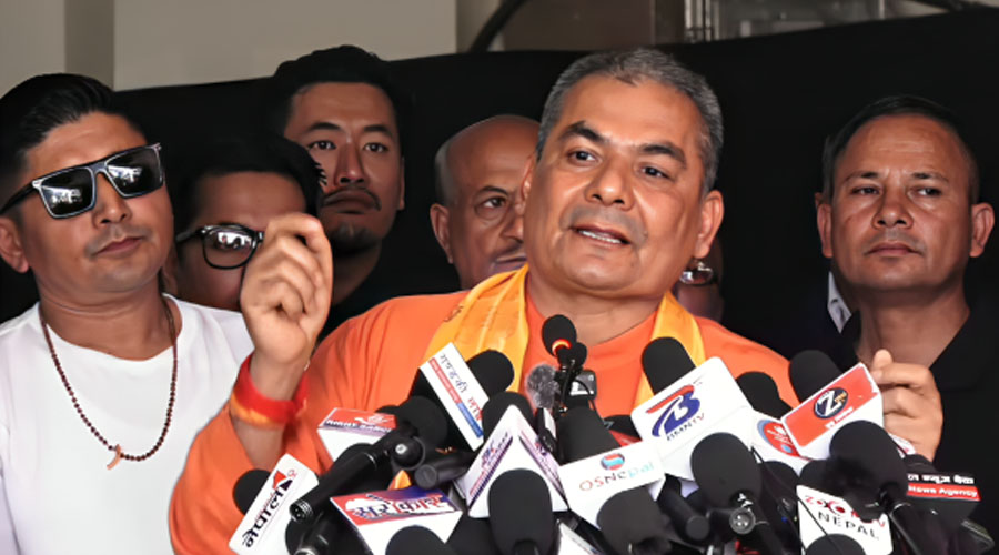 राजनीति दल खोल्ने दुर्गा प्रसाईँको घोषणा
