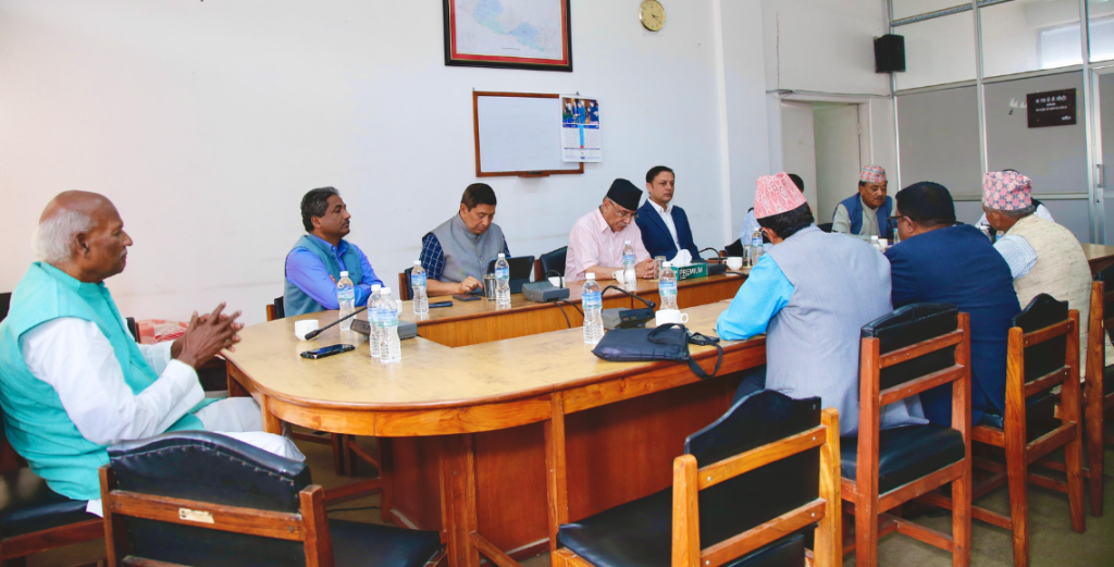उपसभामुख हटाउन हस्ताक्षर संकलन भएपछि विपक्षी दलहरू छलफलमा जुटे
