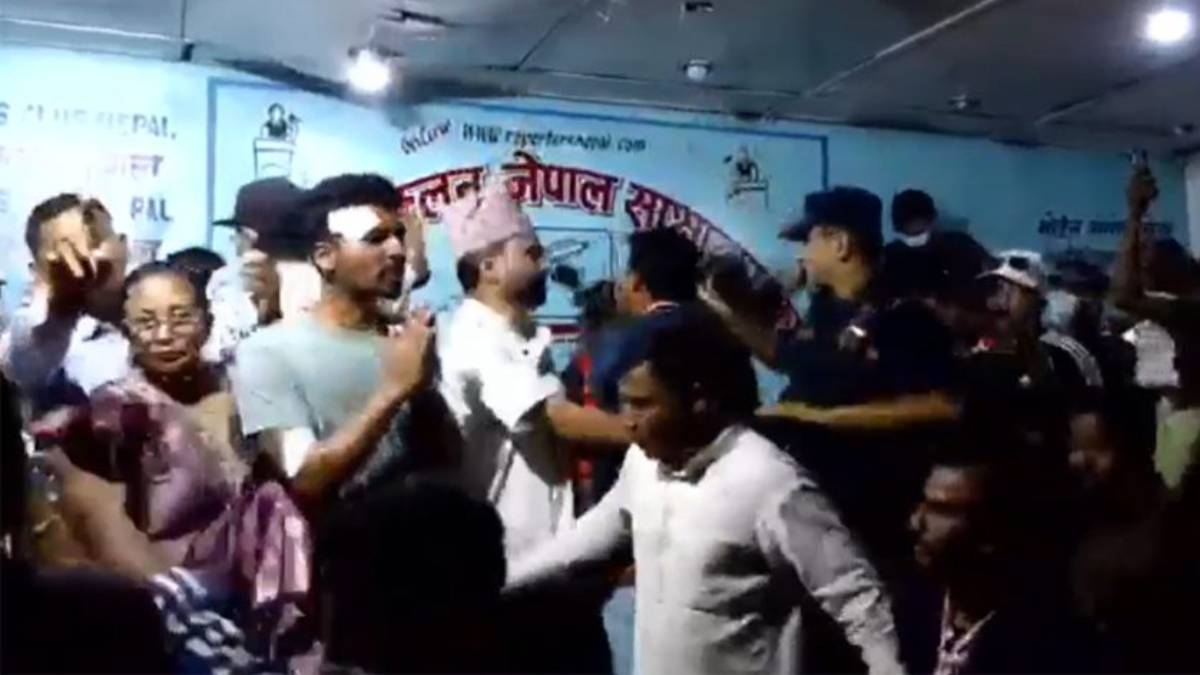 जेनजीको पत्रकार सम्मेलनमा कुटाकुट, घुसपैठको आशङ्का
