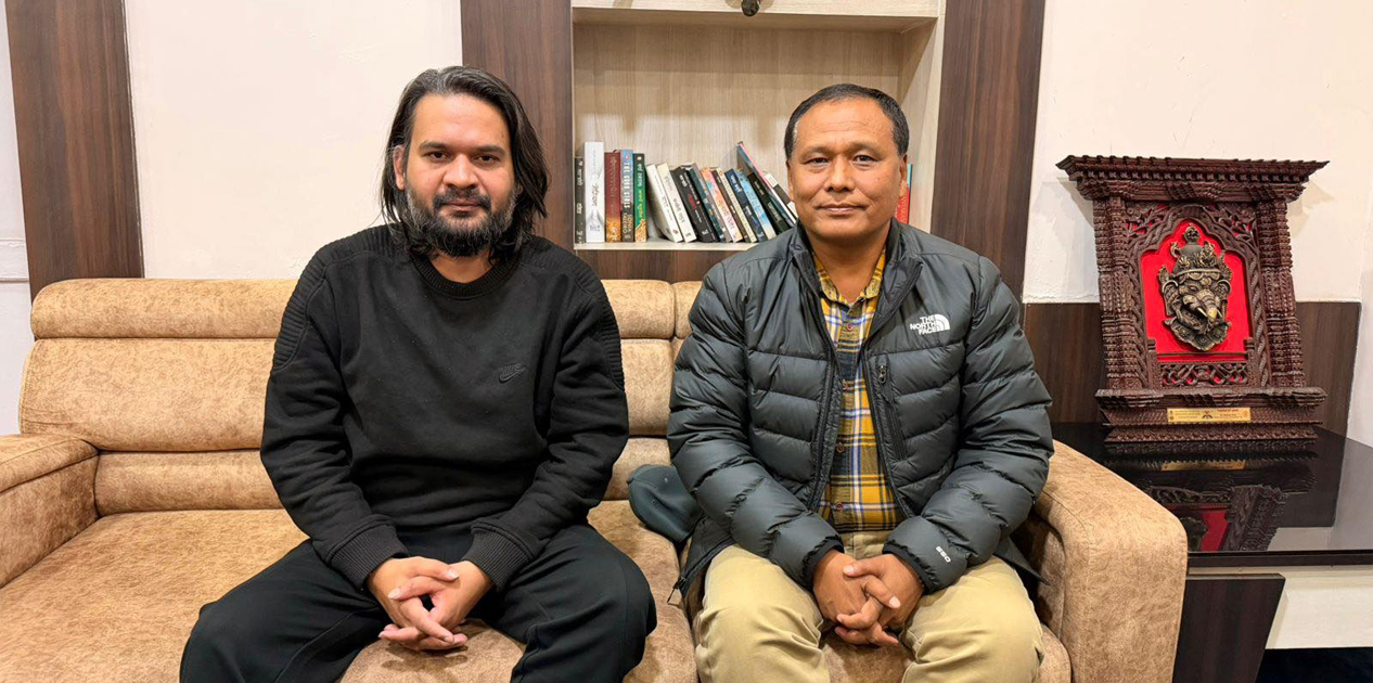 बालेनसँगको फोटो पोस्ट गर्दै कुलमानले भने– ‘देश बनाउने अभियानमा सँगै छौँ’
