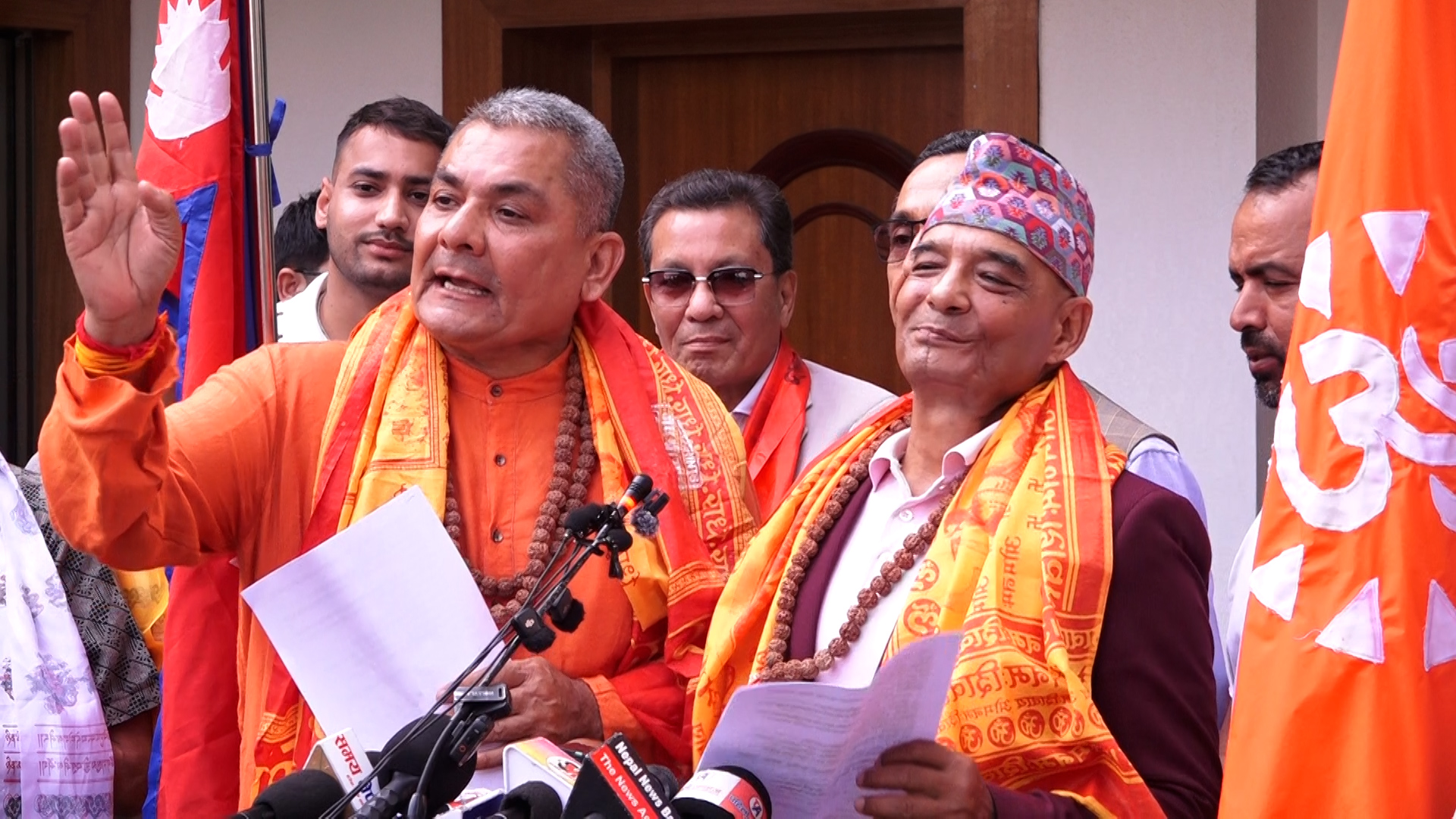 दुर्गा प्रसाईं र धवलशमशेरबीचको ११ बुँदे सम्झाैता पत्रमा के छ ?