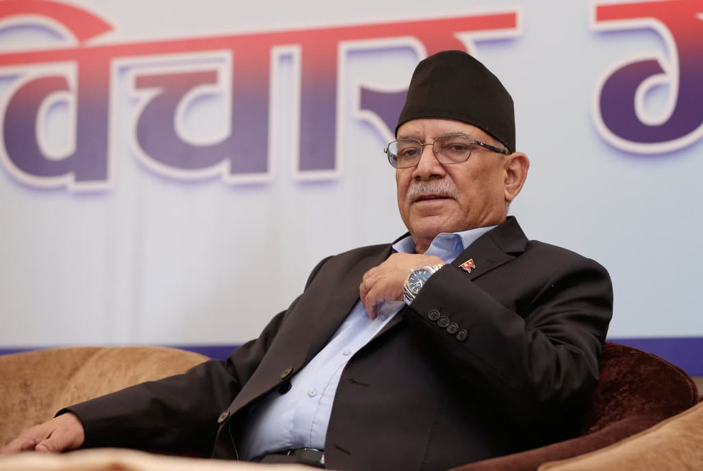 प्रचण्डको टिप्पणी- हाम्रा कमजोरीमाथि टेकेर नेपाली जनतालाई ‘अफिम’ खुवाए’