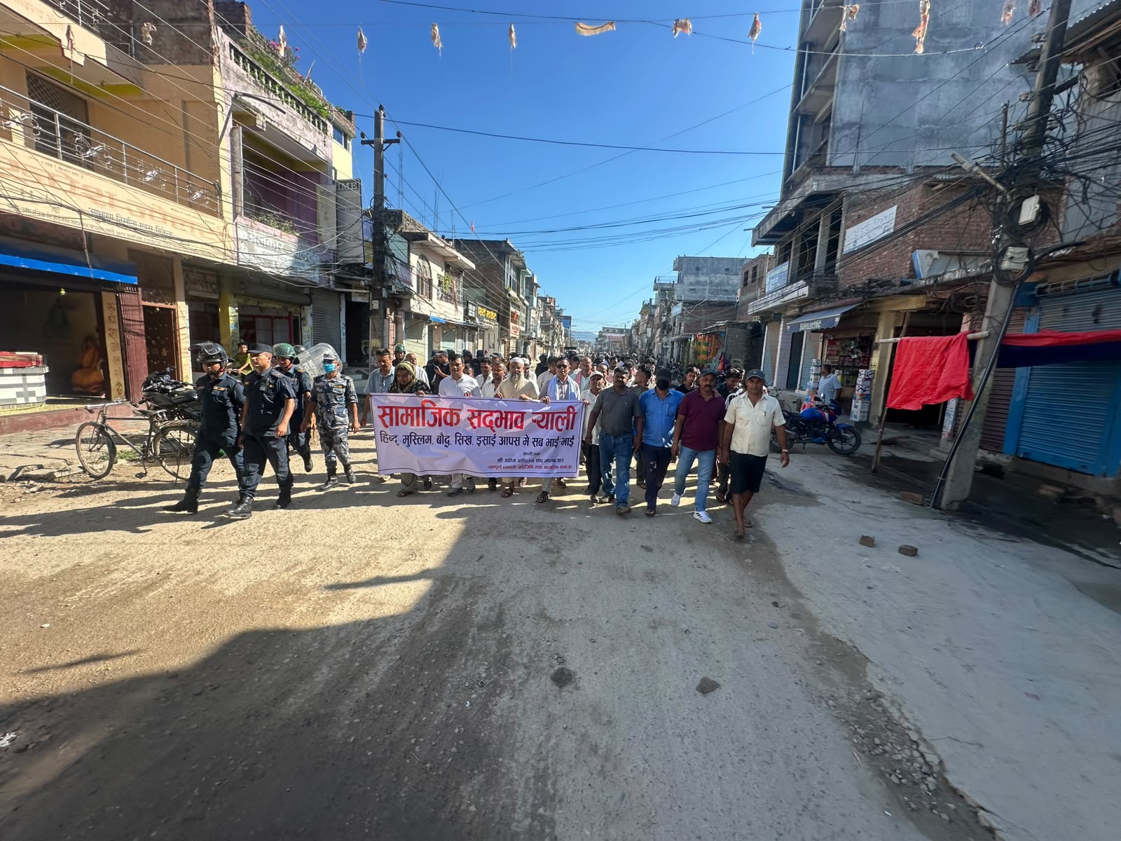 हिंसात्मक द्वन्द्व भएको १२ दिनपछि गोलबजारमा आज सद्भाव र्‍याली निकालियो