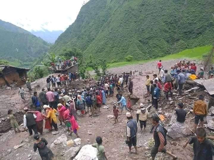 भाव विह्वल म्याग्दी :१६ जना घाइतेको उद्धार, २० जनाको शव निकालियो, १३ जना अझैं बेपत्ता !