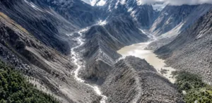 चीनमा बनेको ताल फुट्यो, सतर्कता अपनाउन आग्रह