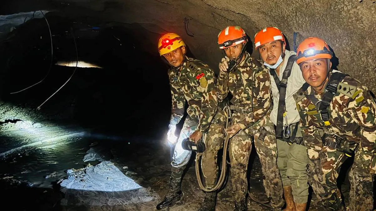 रसुवागढी सुरुङमा कोही फेला परेनन्, धुन्चे फर्कियो सेनाको उद्धार टोली