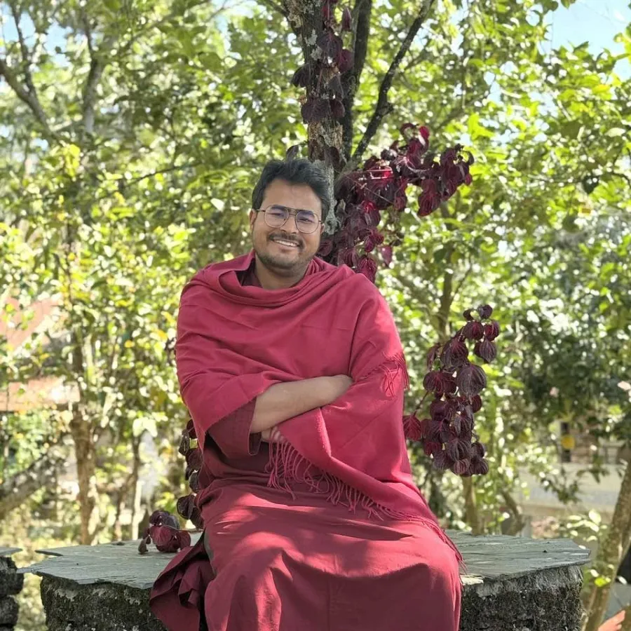 ओशोको ध्यान साधनामा ज्ञानेन्द्र शाही