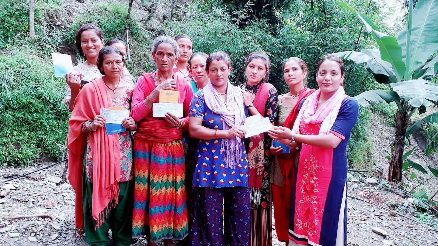पहिरो पीडितलाई सूर्योदय लघुवित्त वित्तीय संस्थाले आर्थिक सहयोग गर्यो !