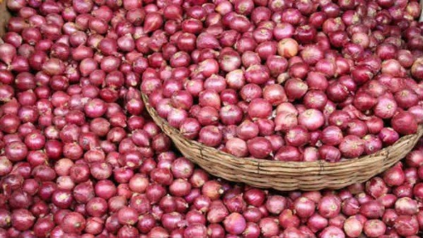 भारतले निर्यात रोकेपछि बजारमा प्याजको अभाब, आकासियो भाउ