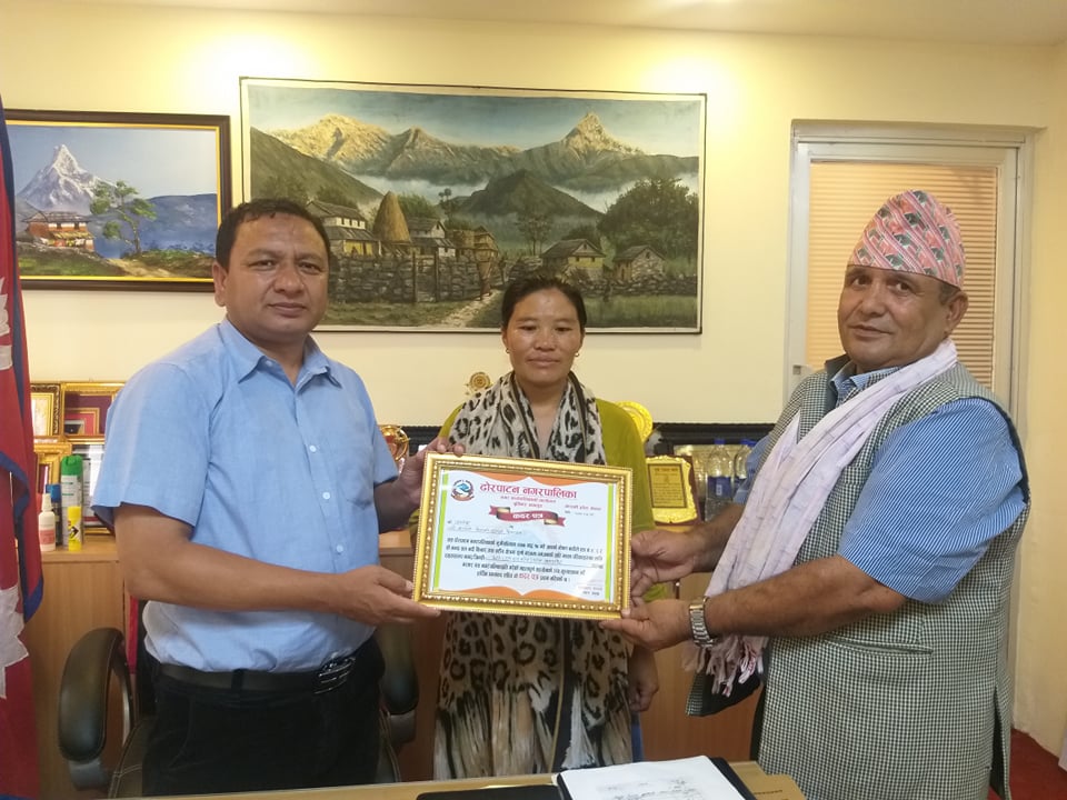 ढोरपाटन बाढी पहिरो प्रभावितलाई शान्ती नेपाली समाज बेलायतको सहयोग !