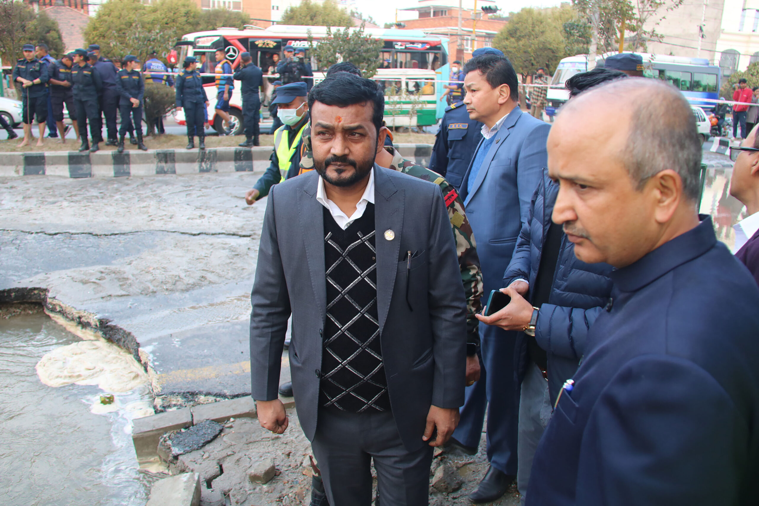 विद्युत प्राधिकरणको गल्तीले मेलम्चीको पाइप फुट्यो : खानेपानी मन्त्री 