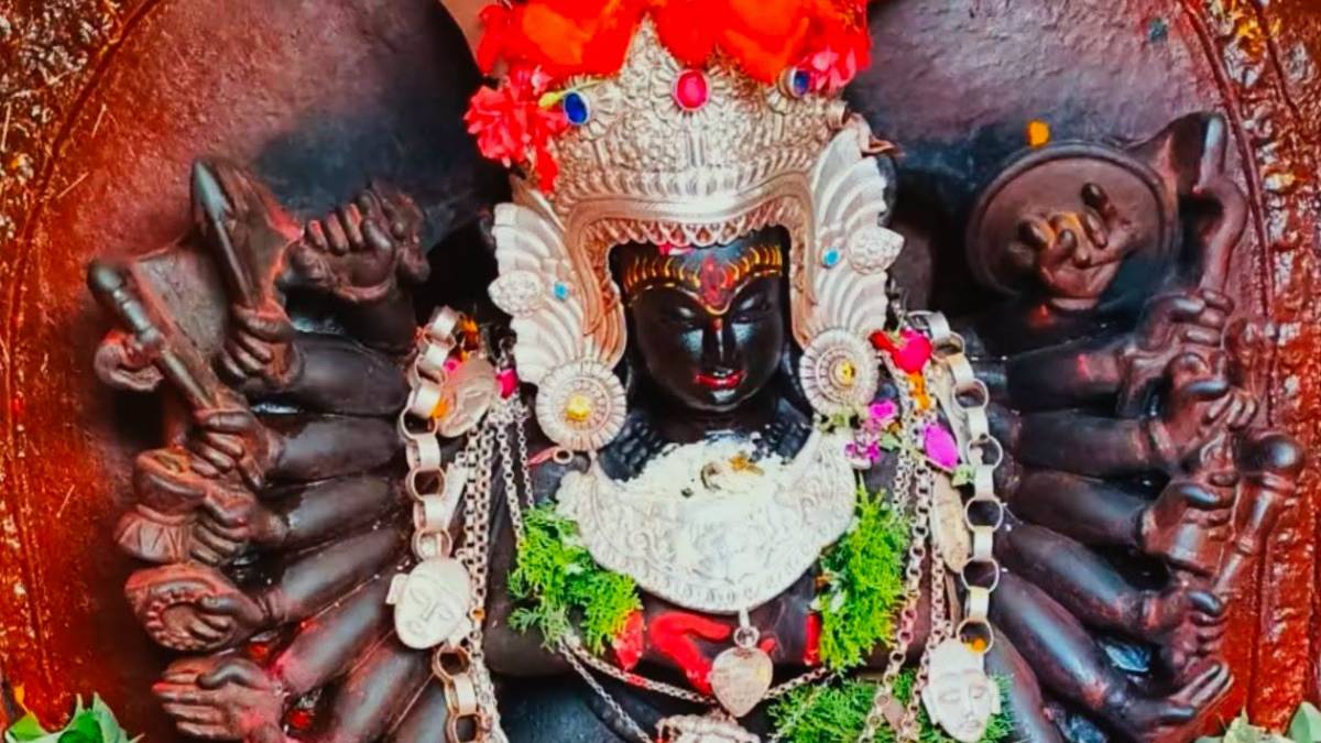 पलाञ्चोक भगवतीको मूर्तिमा पसिना, गरियो क्षमापूजा